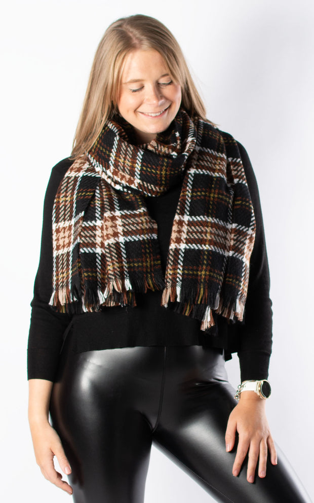 Check Scarf | Black