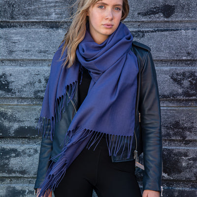 Pashmina Scarfs: Learn their History and How to Wear Them - Paykoc